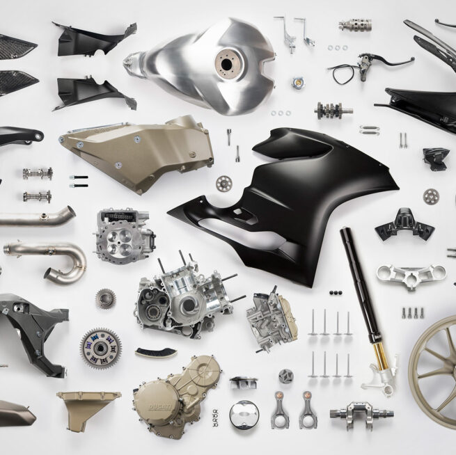 Lance 404 Ducati Knolling