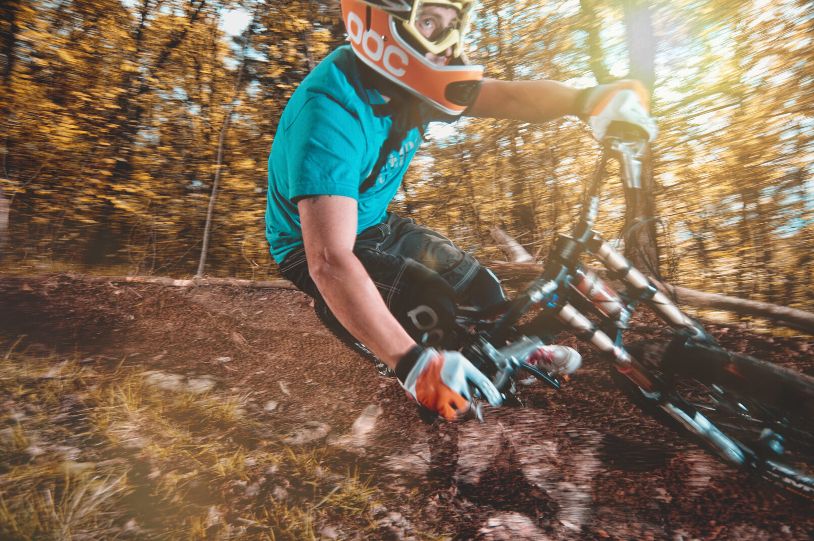 Lance 404 Mountain Biking