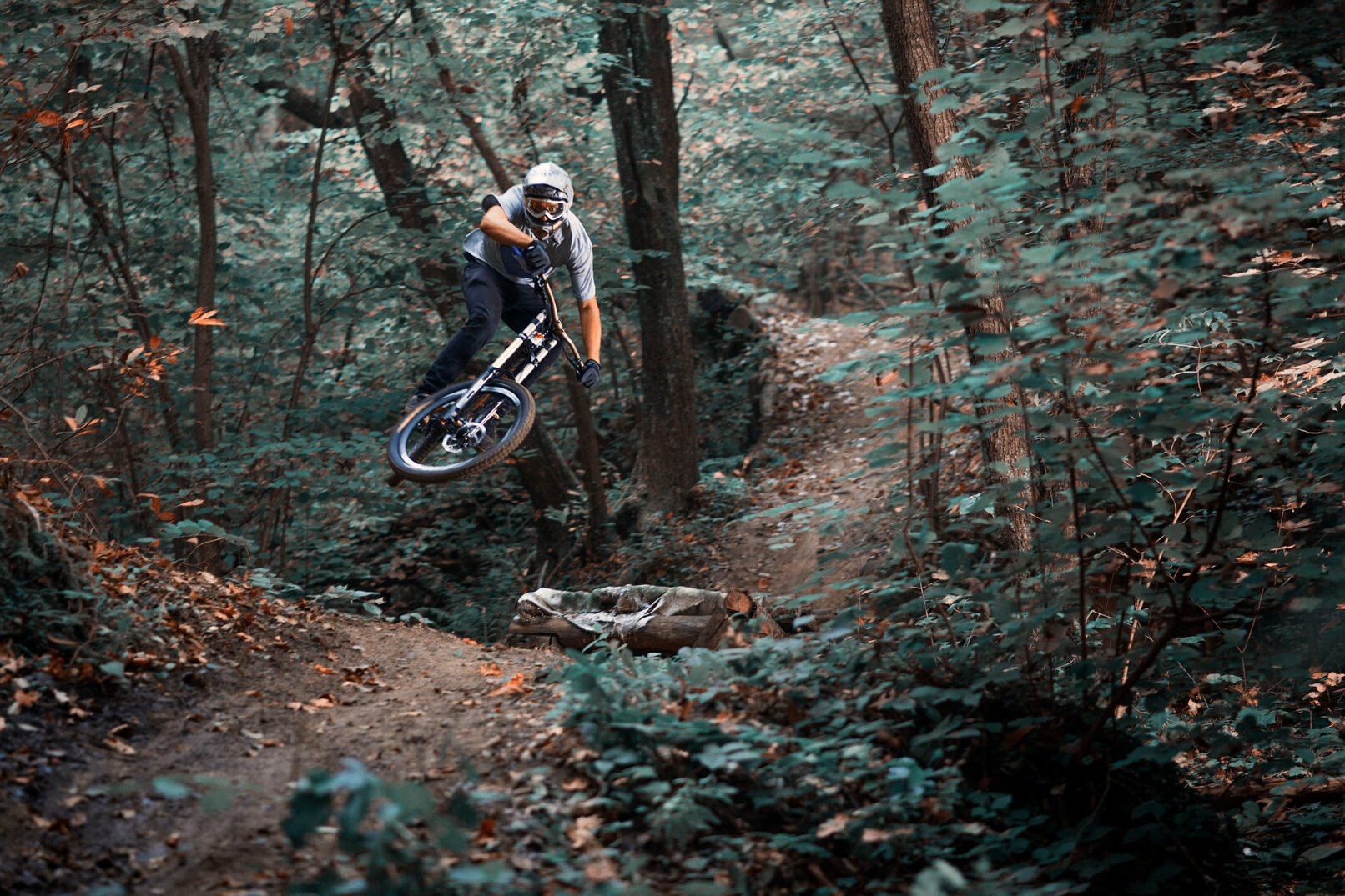 Lance 404 Mountain Biking