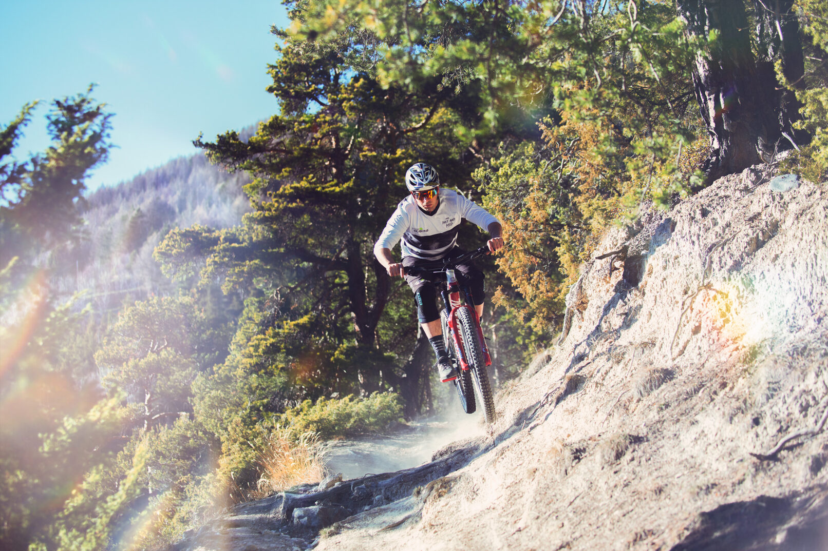 Lance 404 Mountain Biking