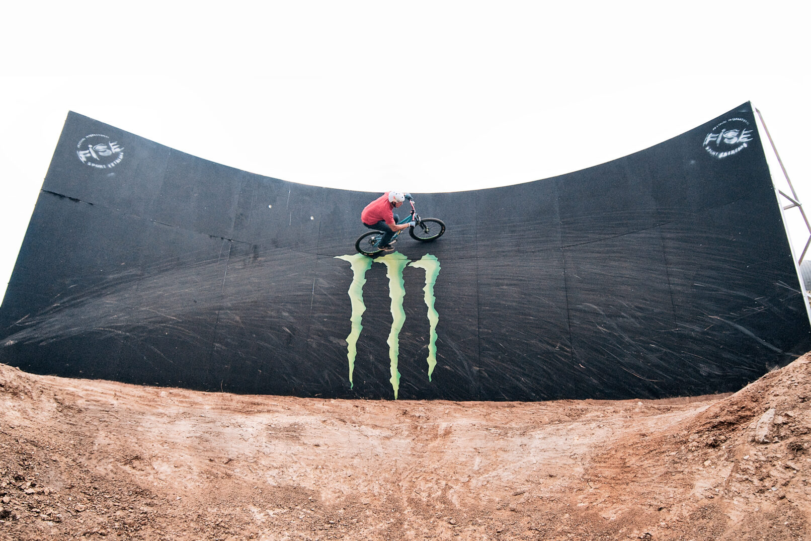 Lance 404 Gravity Sports