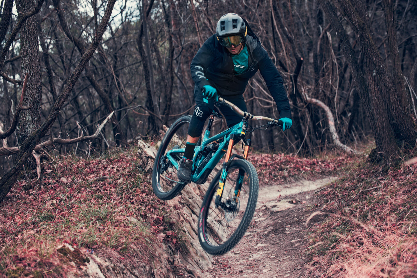 Lance 404 Gravity Sports