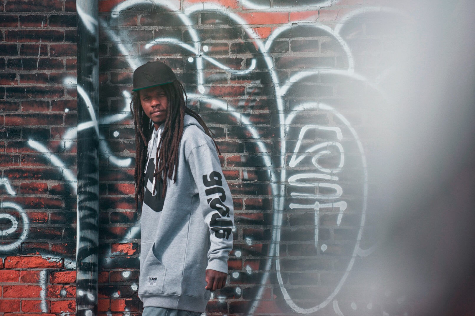 Lance 404 Features Alone Collective