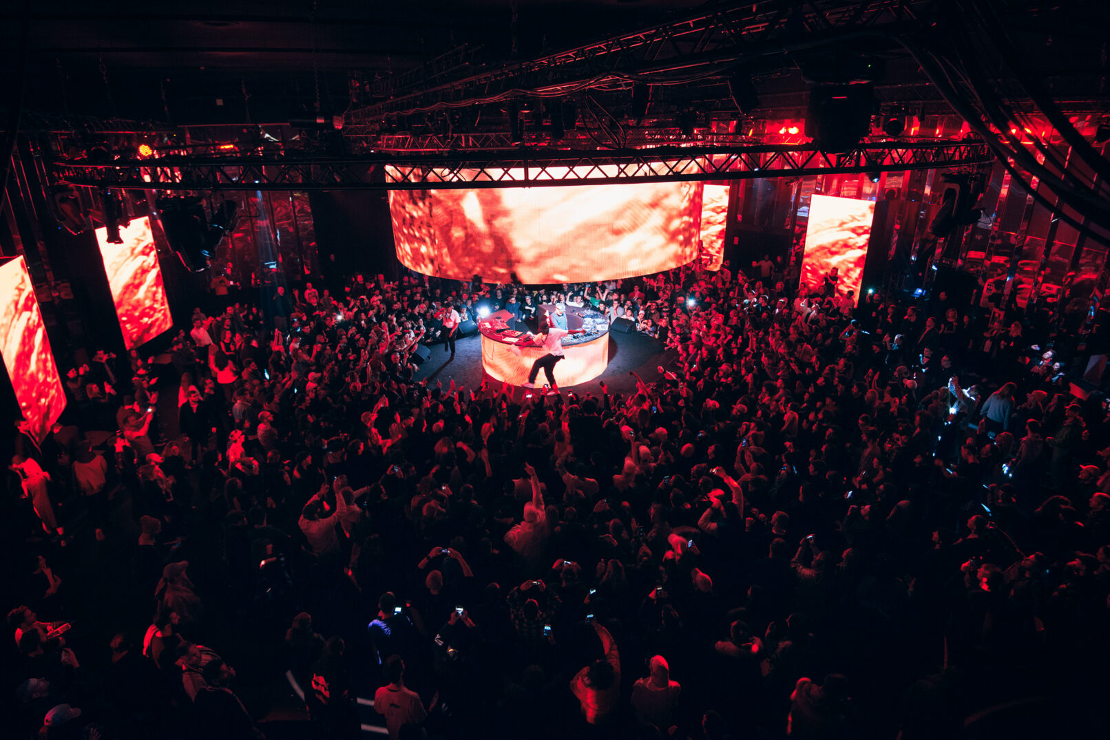 Lance 404 Features Nike AM98 Skepta